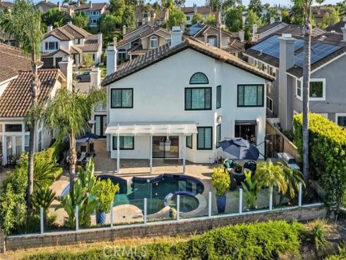 25881 Cedarbluff , Laguna Hills, CA