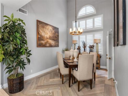 25881 Cedarbluff , Laguna Hills, CA