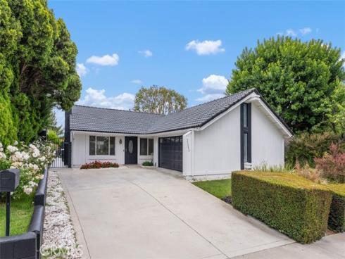 25552 Mackenzie Street, Laguna Hills, CA