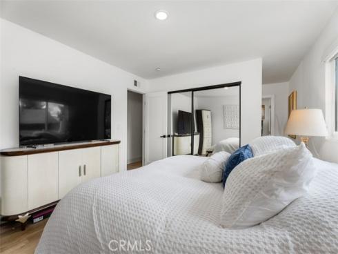 25552 Mackenzie Street, Laguna Hills, CA