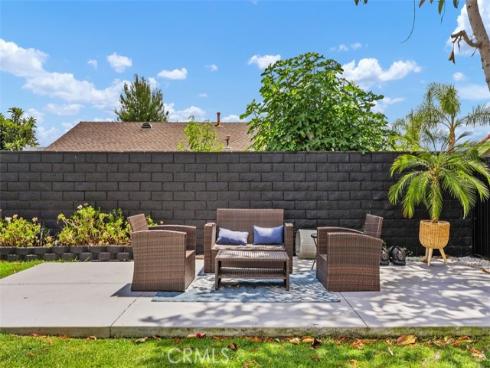 25552 Mackenzie Street, Laguna Hills, CA