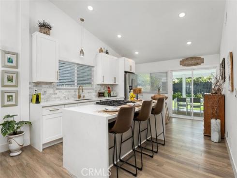 25552 Mackenzie Street, Laguna Hills, CA