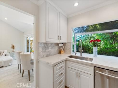 8 Clover Hill Lane 120 , Laguna Hills, CA