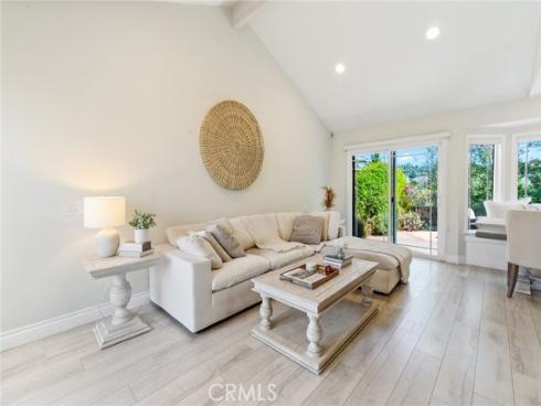 8 Clover Hill Lane 120 , Laguna Hills, CA