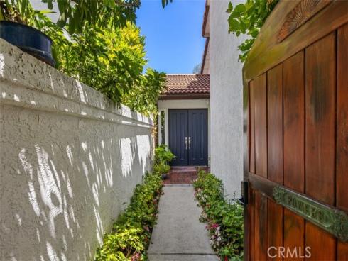 7  Shadow Hill  , Laguna Hills, CA