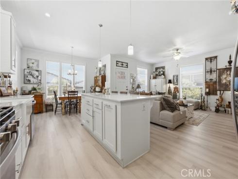 23301  Ridge Route #111   Drive, Laguna Hills, CA