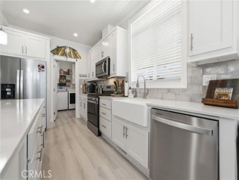 23301  Ridge Route #111   Drive, Laguna Hills, CA