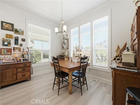 23301  Ridge Route #111   Drive, Laguna Hills, CA