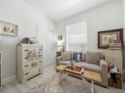 23301  Ridge Route #111   Drive, Laguna Hills, CA