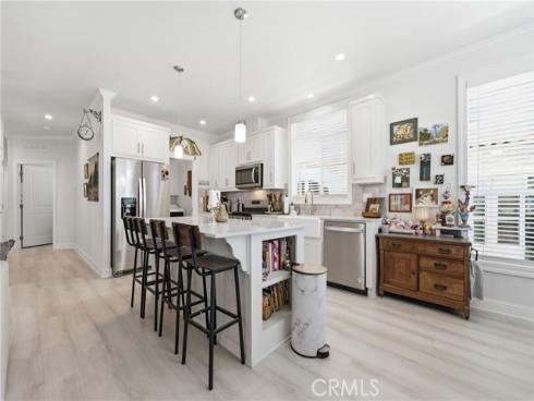 23301  Ridge Route #111   Drive, Laguna Hills, CA