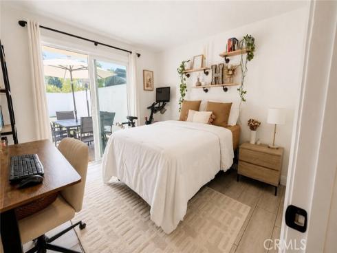 8  Laurel Creek  , Laguna Hills, CA
