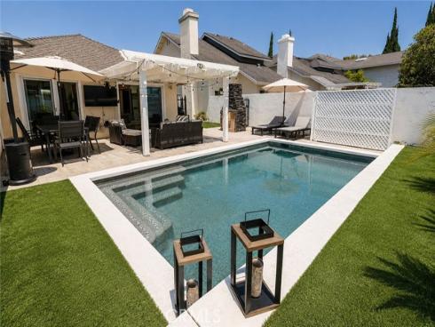 8  Laurel Creek  , Laguna Hills, CA