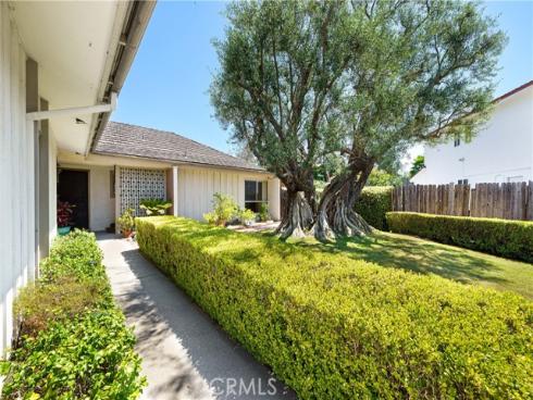 25122 Champlain , Laguna Hills, CA