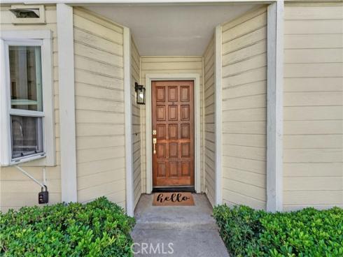 43 Oxbow Creek , Laguna Hills, CA
