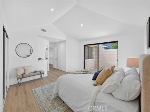 43 Oxbow Creek , Laguna Hills, CA