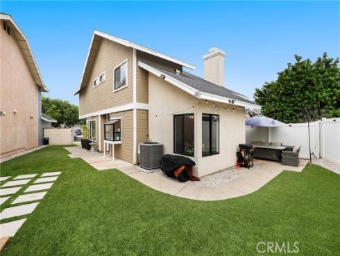 22 Rocky Creek Lane, Laguna Hills, CA