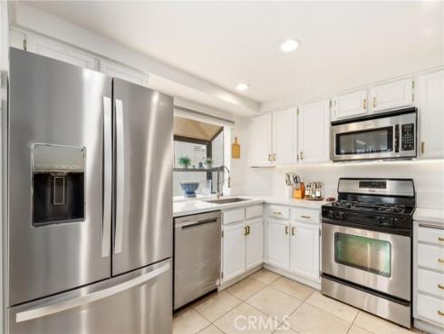 22 Rocky Creek Lane, Laguna Hills, CA