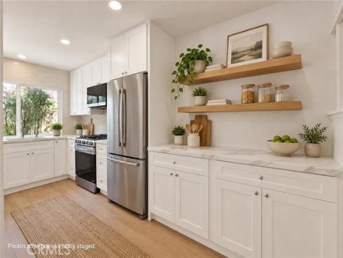 18 Clover Hill 115 Lane, Laguna Hills, CA