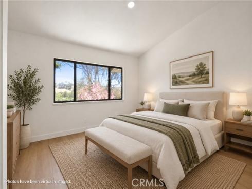 18 Clover Hill 115 Lane, Laguna Hills, CA
