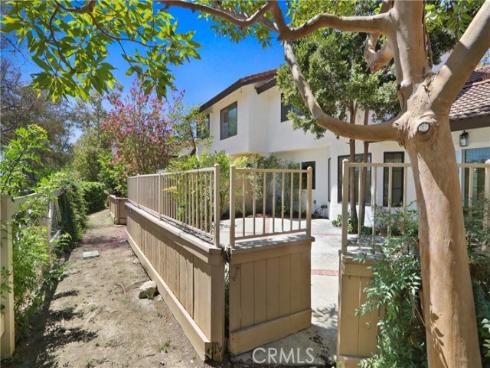 18 Clover Hill 115 Lane, Laguna Hills, CA