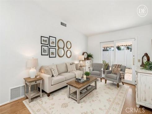 25102 La Suen Road, Laguna Hills, CA
