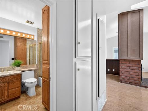 25102 La Suen Road, Laguna Hills, CA