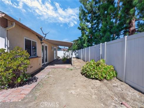 25102 La Suen Road, Laguna Hills, CA