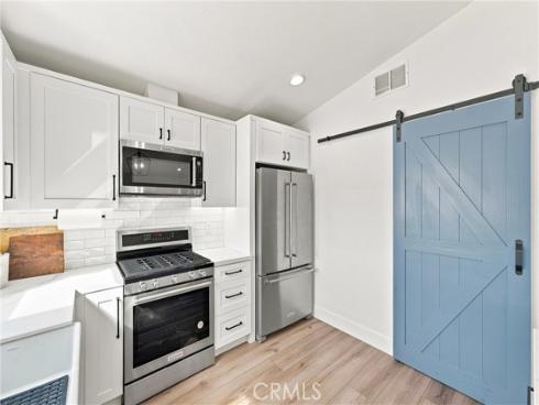 19 Indian Hill , Laguna Hills, CA