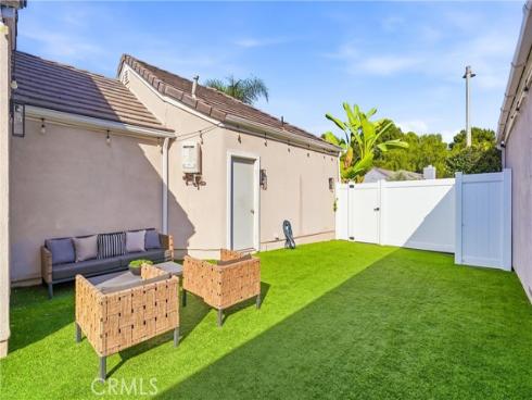 19 Indian Hill , Laguna Hills, CA