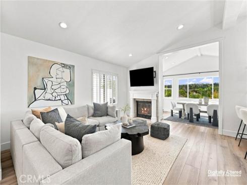 19 Indian Hill , Laguna Hills, CA