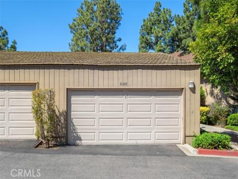 31605 E Nine  61F  Drive, Laguna Niguel, CA