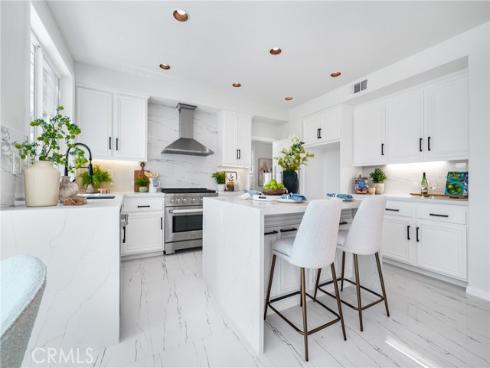 11 High Bluff , Laguna Niguel, CA