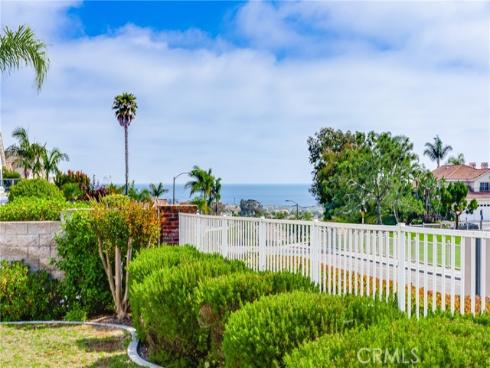 11 High Bluff , Laguna Niguel, CA
