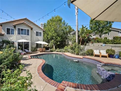 2 High Bluff , Laguna Niguel, CA