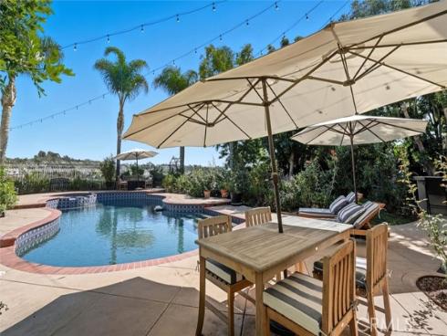 2 High Bluff , Laguna Niguel, CA