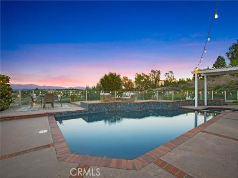 31  Russell  , Laguna Niguel, CA