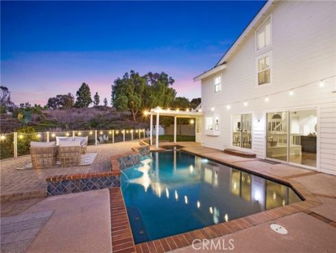 31  Russell  , Laguna Niguel, CA