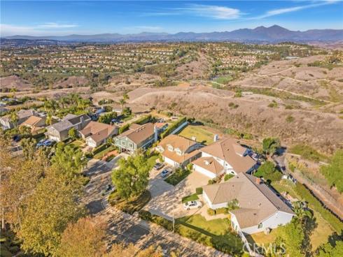 31  Russell  , Laguna Niguel, CA