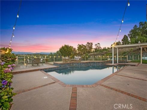 31  Russell  , Laguna Niguel, CA