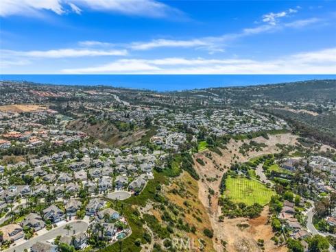 31  Russell  , Laguna Niguel, CA