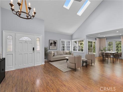 29931  Happy Sparrow  , Laguna Niguel, CA