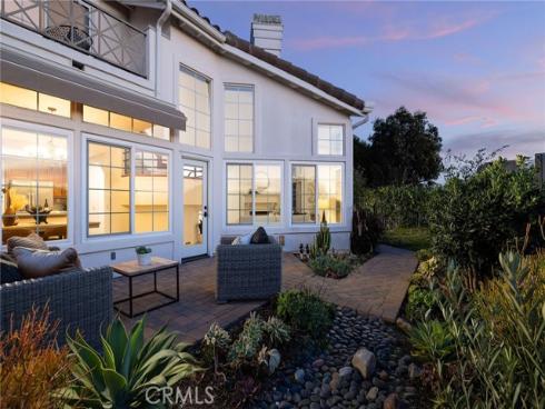 39  Shorebreaker  , Laguna Niguel, CA