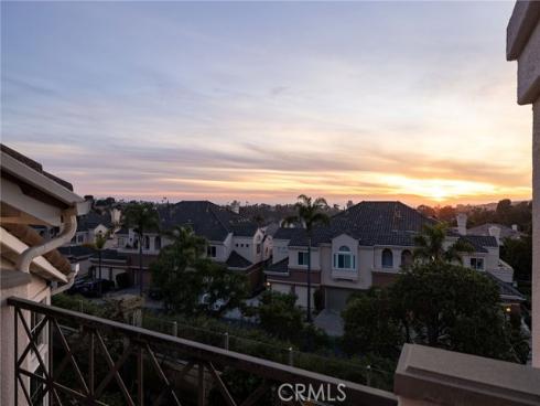 39  Shorebreaker  , Laguna Niguel, CA