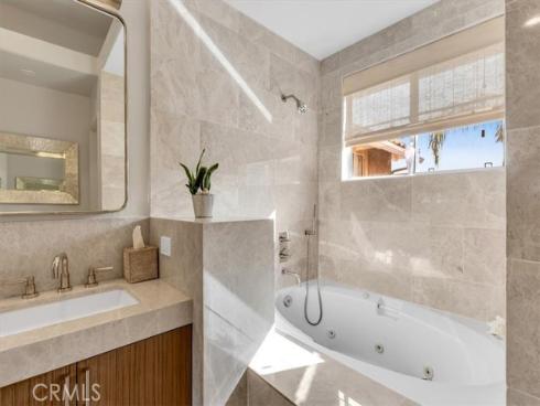 29372  Christiana  , Laguna Niguel, CA