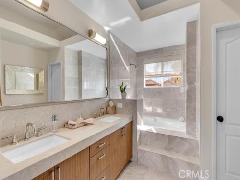 29372  Christiana  , Laguna Niguel, CA