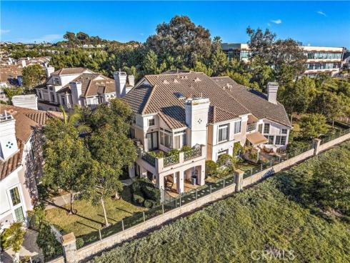 31  Shorebreaker  , Laguna Niguel, CA