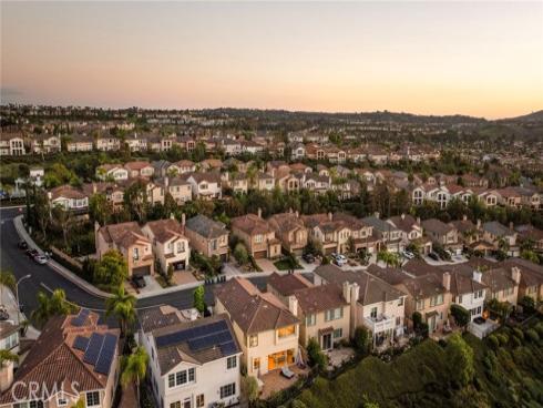 27435 Country Lane Road, Laguna Niguel, CA