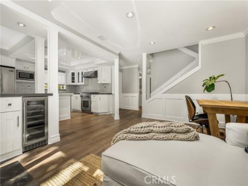 16  Sudbury  , Laguna Niguel, CA