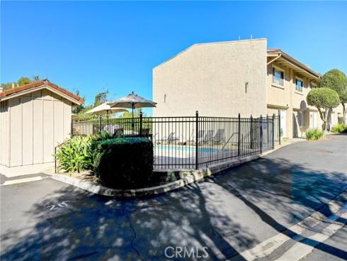 23821 Hillhurst 16 , Laguna Niguel, CA