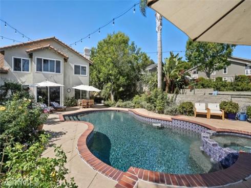 2 High Bluff , Laguna Niguel, CA